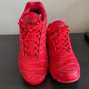 Red Air Max Plus!